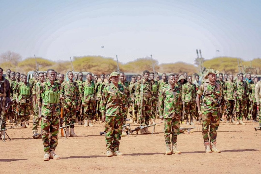 Militariga oo ku sugan duleedka- Matabaan.jpg